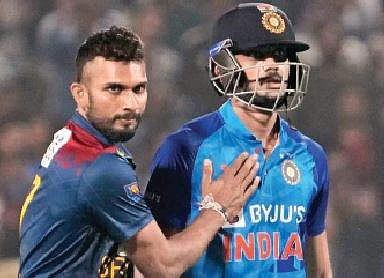 போராடி வீழ்ந்தது இந்தியா: தொடரை தக்கவைத்தது இலங்கை