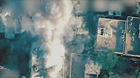 காஸாவில் புகுந்து இஸ்ரேல் 2-ஆவது நாளாக தாக்குதல்