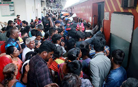 தீபாவளிக்கு ரயில் முன்பதிவு