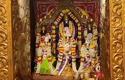 சீதா, லெட்சுமண, அனுமன் உடனுறை சந்தானராமர்