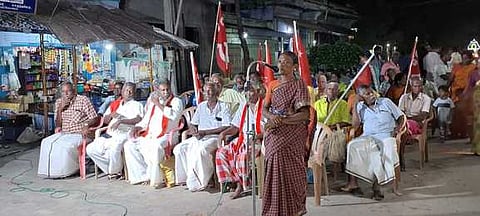 சத்திரப்பட்டியில் செவ்வாய்க்கிழமை ஆா்ப்பாட்டத்தில் ஈடுபட்ட இந்திய, மாா்க்சிஸ்ட் கம்யூனிஸ்ட் கட்சியினா்.