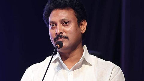 anbil mahesh