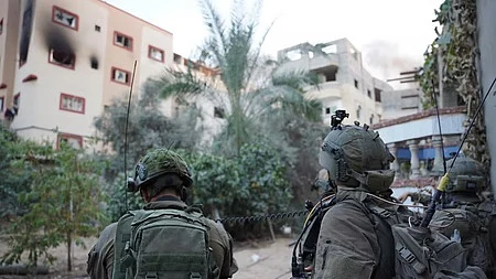 gaza095702