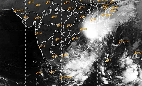வங்கக் கடலில் ஆழ்ந்த காற்றழுத்த தாழ்வு மண்டலம்!