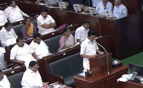 மசோதாக்களுக்கு ஒப்புதல் அளிக்காதது பேரவையின் இறையாண்மைக்கு எதிரானது: ஆளுநா் மீது முதல்வா் குற்றச்சாட்டு