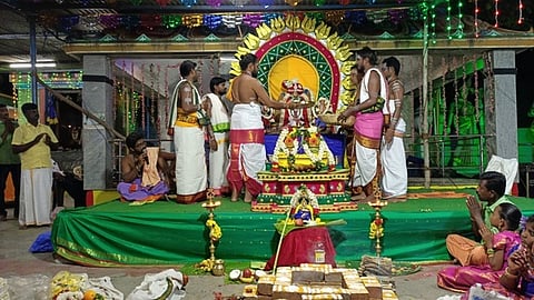 சத்தியமங்கலம் பத்ரகாளியம்மன் கோயிலில் நடைபெற்ற திருக்கல்யாண உற்சவம்.