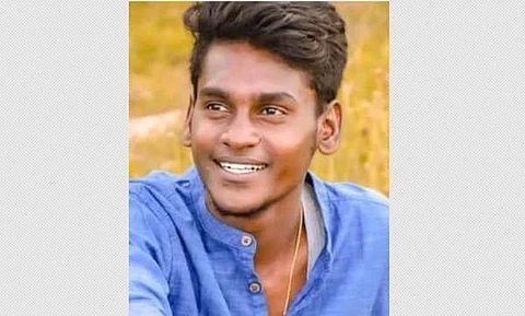 சாலை விபத்தில் உயிரிழந்த கல்லூரி மாணவர் ரிஷால்