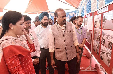 காஞ்சிபுரம் மாவட்டத்தில் ஆய்வு மேற்கொண்ட மத்தியக் குழுவினர்.