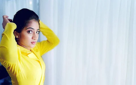 குழந்தை நட்சத்திரமாக பல திரைப்படங்களிலும் நடித்துள்ள நாயகி.