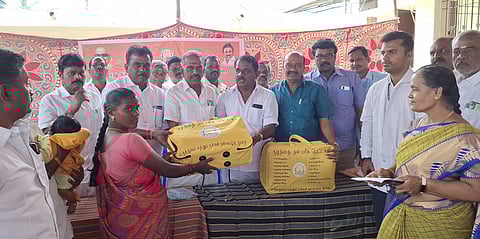 ஆதனூரில் சிறப்பு மருத்துவ முகாம்