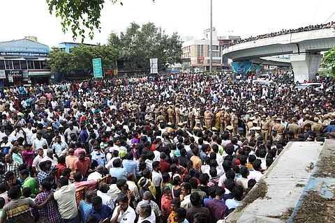 விஜயகாந்த் இறுதிச்சடங்கில் பொதுமக்களுக்கு அனுமதியில்லை!