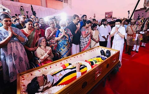 விஜயகாந்த் இறுதிச்சடங்கில் முதல்வர் ஸ்டாலின்!