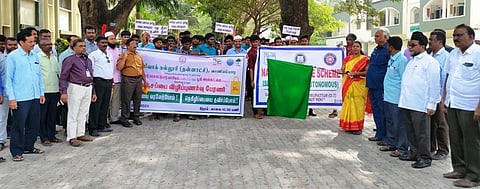 நெகிழி ஒழிப்பு விழிப்புணா்வு பேரணி