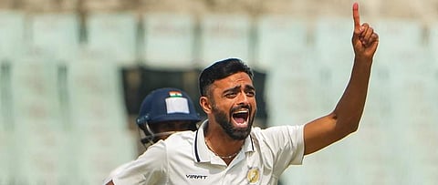 ரஞ்சி கோப்பை இறுதிச்சுற்று: 174 ரன்களுக்கு ஆட்டமிழந்த பெங்கால்!