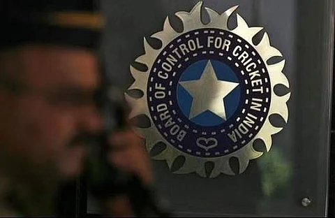 ஆசியக் கோப்பை: இந்திய அணி பாகிஸ்தான் செல்லாது -பிசிசிஐ