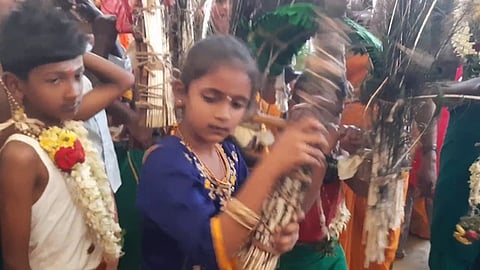 sy05kavadi_0502chn_139_3