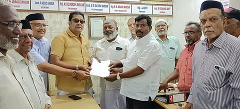 காரைக்கால் வக்ஃபு நிா்வாக சபை உறுப்பினா்கள் பொறுப்பேற்பு