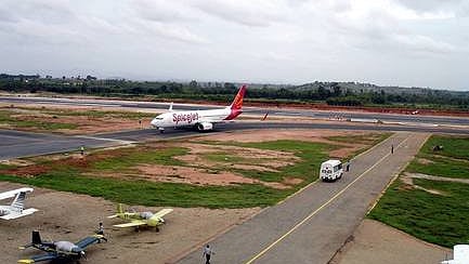 புதிய விமான நிலையங்கள் எப்போது அமையும்? அமைச்சா்கள் பதில்