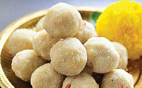 அவல் லட்டு