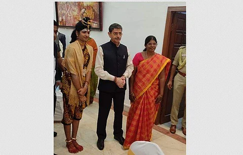 சீர்காழி யோகா மாணவிக்கு பிரதமர் மோடி தமிழில் வாழ்த்து!