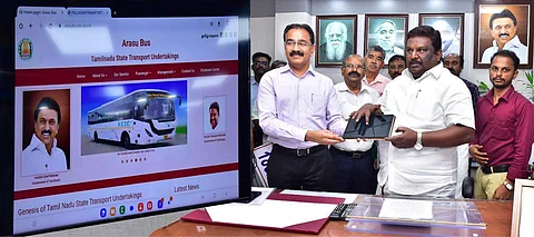 ‘அரசு பஸ்’ இணையதளத்தை துவக்கி வைத்தார் அமைச்சர் சிவசங்கர்!