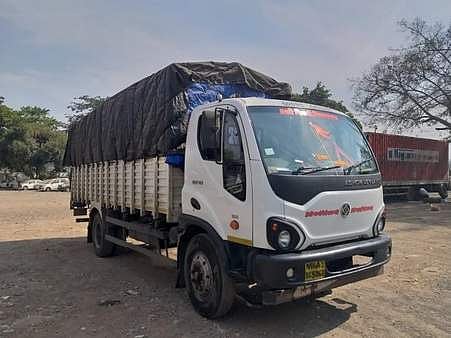 இணையம் மூலம் பழைய வாகன விற்பனை: அசோக் லேலண்ட் அறிமுகம்