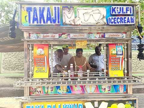 காலாவதியான உணவுப் பொருள்களை விற்பனை செய்த 12 கடைகளுக்கு அபராதம்