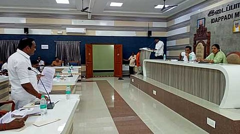 எடப்பாடி நகராட்சி நகர மன்ற கூட்டம்