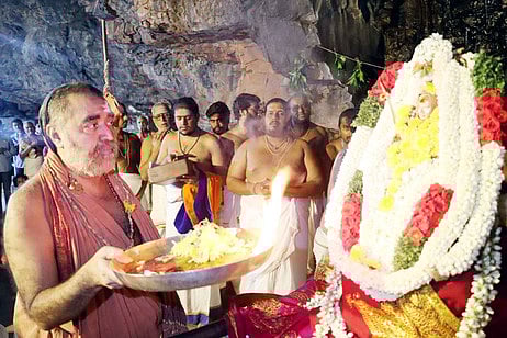 காஷ்மீா் முதல் கன்னியாகுமரி வரை ஆதிசங்கரா் ஜெயந்தி மகோற்சவம்