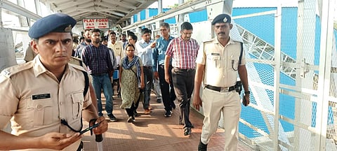 திருவள்ளூா் ரயில் நிலையத்தில் சென்னை கோட்ட மேலாளா் ஆய்வு