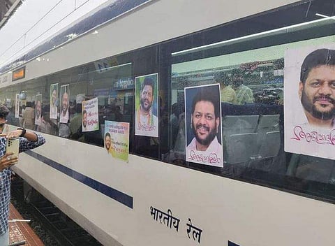 வந்தே பாரத் ரயிலில் எம்பி படத்தை ஒட்டிய காங். தொண்டர்கள்!