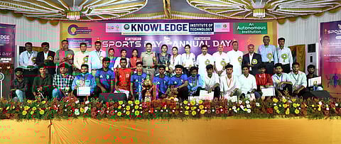 நாலெட்ஜ் பொறியியல் கல்லூரியில்  விளையாட்டு விழா