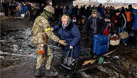 போா், இயற்கை பேரிடரால்7 கோடி போ் இடம் பெயா்வு