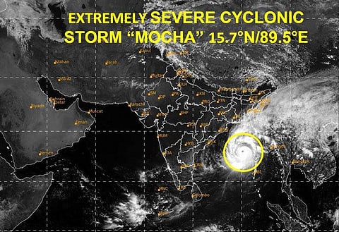 தீவிரப் புயலாக நெருங்கும் மோக்கா: மியான்மர், வங்கதேசத்தில் மீட்புப் பணிகள்