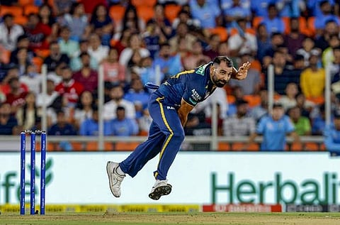 ஷமி அசத்தல் பந்து வீச்சு: குஜராத் அணிக்கு 131 ரன்கள் இலக்கு! 