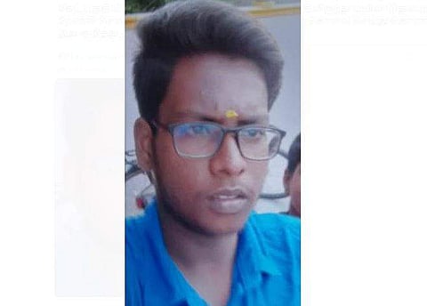 தற்கொலை செய்து கொண்ட மாணவர் ஜீவா.
