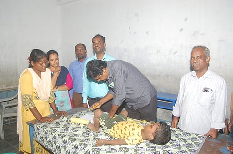 மாற்றுத்திறனாளிகளுக்கு உபகரணங்கள் அளவீடு செய்யும் சிறப்பு முகாம்.