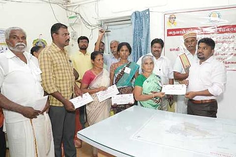 ஸ்ரீவில்லிபுத்தூா் வருவாய்த் தீா்வாயத்தில் குவிந்த மனுக்கள்