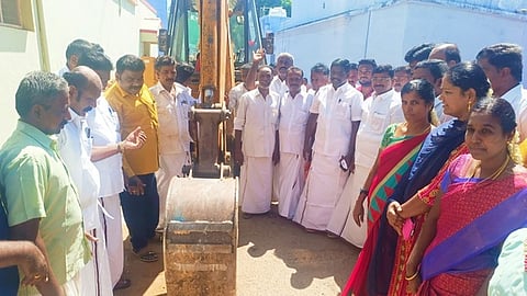 ரூ.1 கோடியில் சாலைப் பணி தொடக்கம்