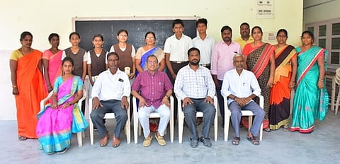 செய்யாறு இந்தோ - அமெரிக்கன் பள்ளி மாணவா்கள் சிறப்பிடம்