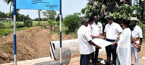 தூா்வாரும் பணி: தஞ்சாவூா் மாவட்டத்தில் 43 பணிகள் நிறைவு