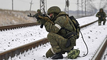 பாக்முத்தில் ரஷிய வீரா்கள் (கோப்புப் படம்).