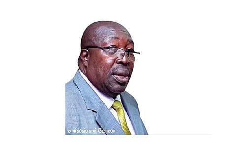 உகாண்டா பாதுகாவலரால் அமைச்சா் படுகொலை