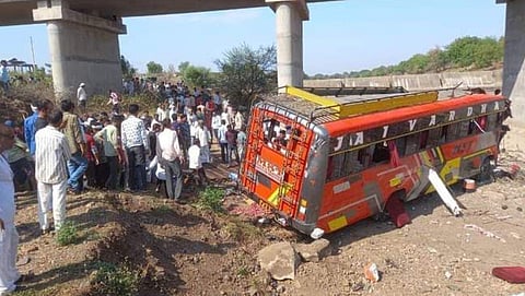 ம.பி. பேருந்து விபத்து: பலி எண்ணிக்கை 23 ஆக உயர்வு!