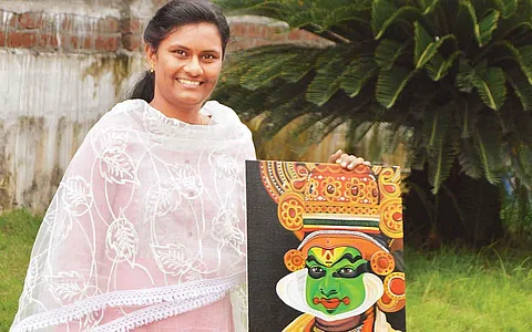 ஓவியம் வரையும் சித்த மருத்துவர்!