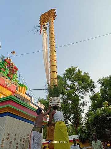 கொடியேற்றத்துடன் தொடங்கிய பிரம்மோற்சவ விழா. ~சிறப்பு அலங்காரத்தில் ருக்மணி சத்யபாமா சமேத ஸ்ரீ வேணுகோபால சுவாமி.