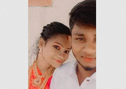 கொலை செய்யப்பட்ட ரமணி (20)