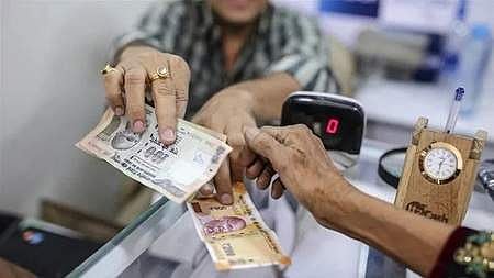 மூத்த குடிமக்களுக்கு 9% சதவீத வட்டி வழங்கும் 6 வங்கிகள்