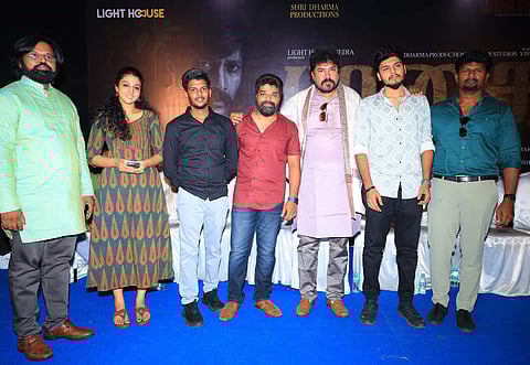 அறிமுக இயக்குநர் அஜித்குமார் இயக்கி உள்ள படம் முகை.