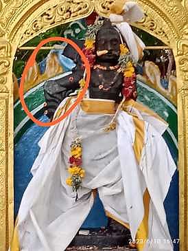பொட்டக்குளத்தில் மா்ம நபா்களால் சேதப்படுத்தப்பட்ட கருப்பணசாமி சிலை.